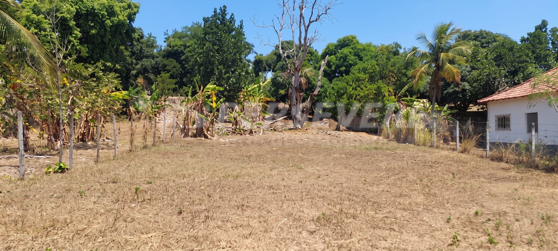 Exatamente oportunidade de terreno com otima localizacao e pronto para construir.
